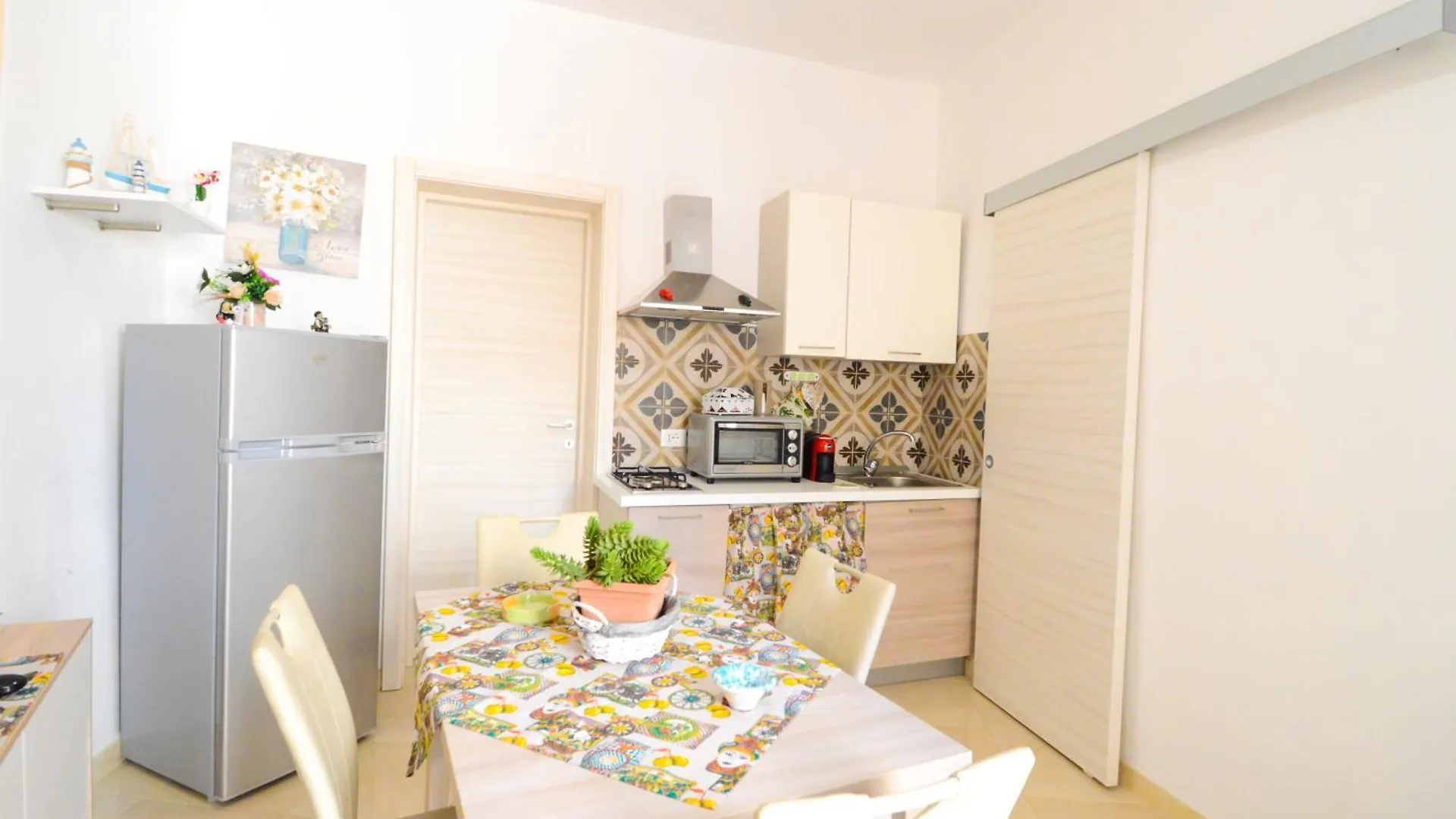 Home Paola Noto